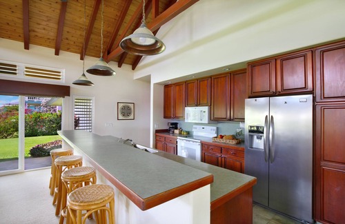 Poipu House | Huge Ocean View Home-40 Second Stroll to the Ocean-Hear the Waves at Night