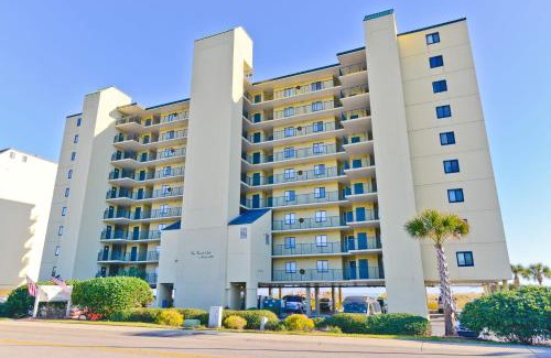 Windy Hill House | Huge Oceanfront End Unit Top Location with Pool