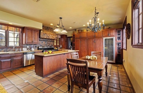 Hollywood Lakes House | Huge Pool | 6 Br Mansion | 16 People | Near Beach