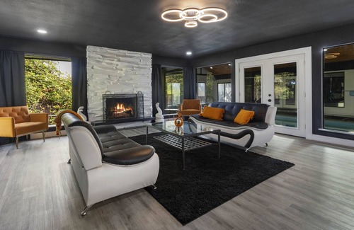 Waller House | Huge, Private, Luxury, Pool House