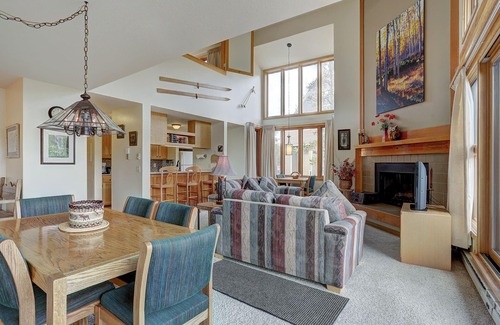 Keystone Condo | Huge Two Story Condo Overlooking The Snake River/Pool and Hot Tub Access