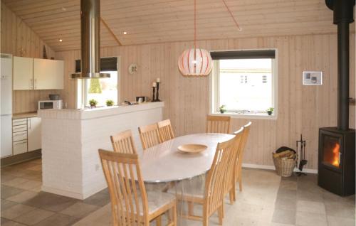 Hovborg House | Hugoline