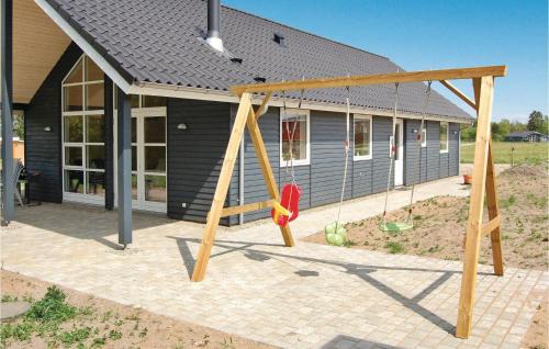 Hovborg House | Hugoline