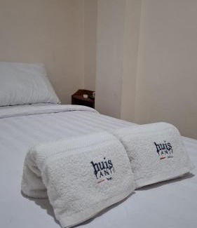 Jember House | Huis TANTI Homestay Jember