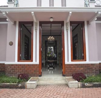 Klojen House | Huis Van Gustafine Floor 1
