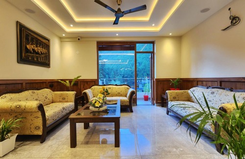 Kasol Hotel | Hukam's Holiday Home