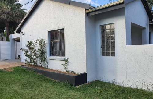 Greater Johannesburg Metropolitan Area House | Huleti Mah Made with Luxury
