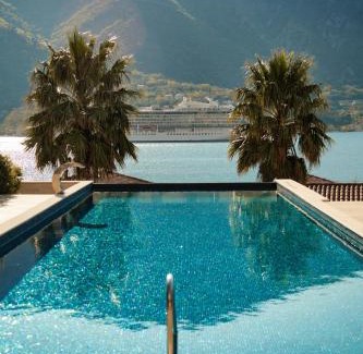 Dobrota Hotel | HUMA Kotor Bay Hotel and Villas
