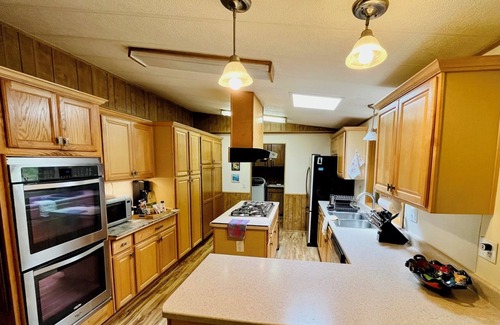 Orick House | Humble Home on the Coast in the Heart of Redwood National Park with Hot Tub!
