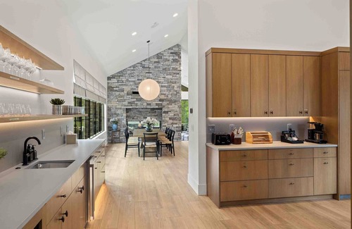 Roslyn House | Humble House | Ultimate 8,000sqft Lodge+Pool/Golf Sim/EV