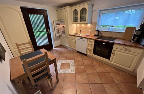 Bendestorf Apartment | Hummelglück - Holiday apartment with terrace, close to Hamburg