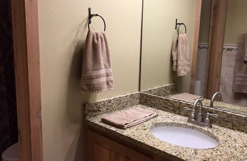 Angel Fire Condo | Hummingbird Condo Next to the Chile Lift