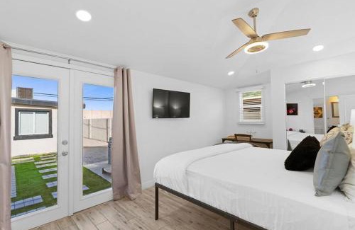Evans Churchill Apartment | Hummingbird Harmony House with BBQ and Hot Tub in Downtown Phoenix