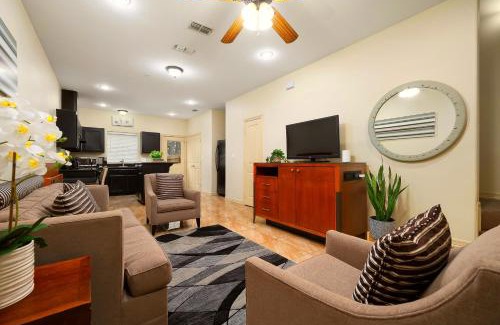Pharr Apartment | Hummingbird Haven 3 with Patio