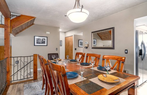 Estes Park House | Hummingbird Mountain Hideaway! #3560