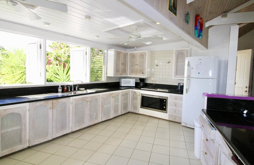 Gate Park Villa | Hummingbird Villa - Tropical 3 bedroom Villa with Panoramic Views