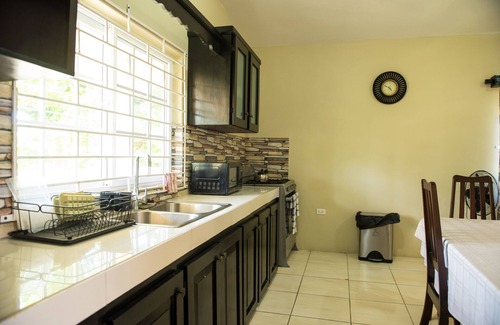 Priory House | Hunny Bay Resort