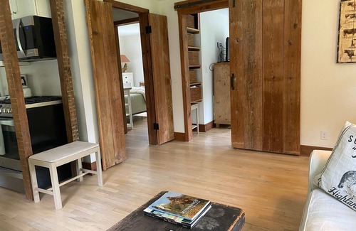 Upperville Cottage | Hunt Country cottage in Upperville!