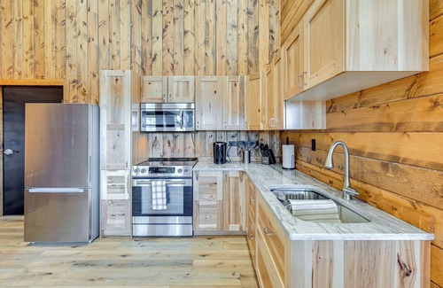 Tomahawk Cabin | Hunt, Fish & Boat: Northwoods Hideaway