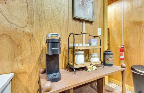 Folsom Apartment | Hunt, Fish & Explore: Tranquil Hideaway in Folsom!
