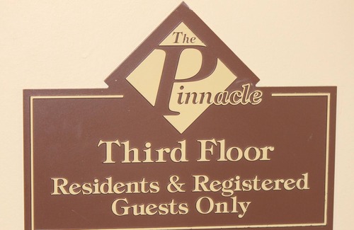 Hunter Condo | Hunter Mtn 2BR, Closest lodging to 6 Pack, on the Base Lodge, change here!