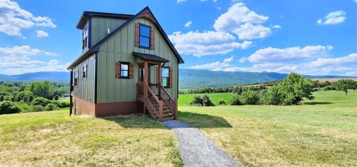 Luray House | Hunters Haven