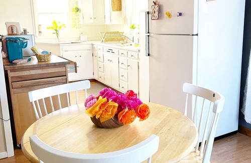 Glasgow House | Hunters, travel wrk Friendly- Near Downtown and Hospital -3 bedroom housen- WIFI