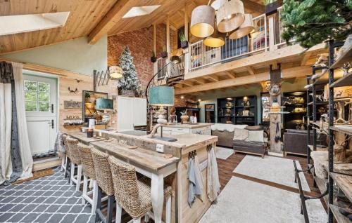 Detern Apartment | Hunting Lodge