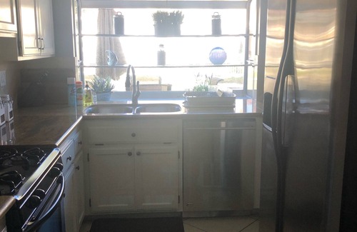 Huntington Beach Condo | Huntington Beach Condo-Gated Community-Location-Walk to pier/shops/restaurants