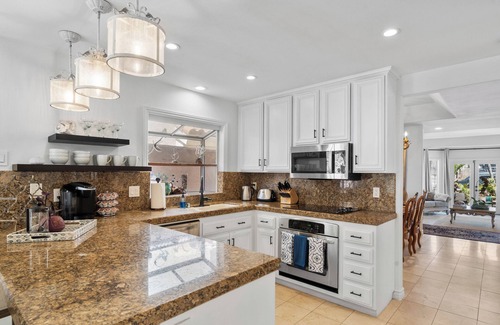 Huntington Beach House | Huntington Beach 3 Story Home Ocean Views Downtown Luxury at Villa di Mare