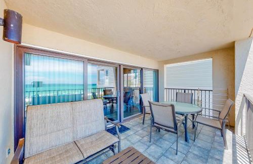 Miramar Beach Apartment | Huntington by the Sea 201 Miramar Beach (Condo)