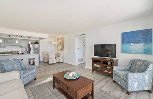Miramar Beach Condo | Huntington by the Sea 107- Private Entrance, Corner Unit!