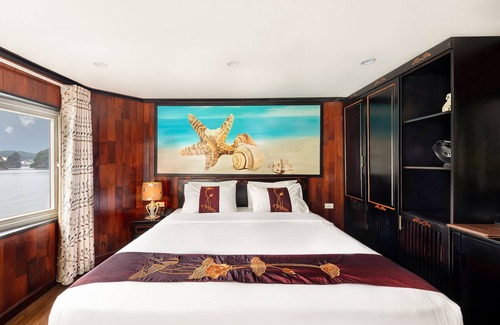 Hon Gai Boat Rental | Huong Hai Sealife Cruise