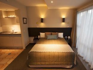 Queenstown City Centre Hotel | Hurley's of Queenstown