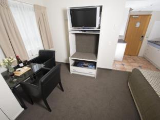 Queenstown City Centre Hotel | Hurley's of Queenstown