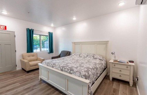 Hurricane Hotel | Hurricane Hideaway Lodging