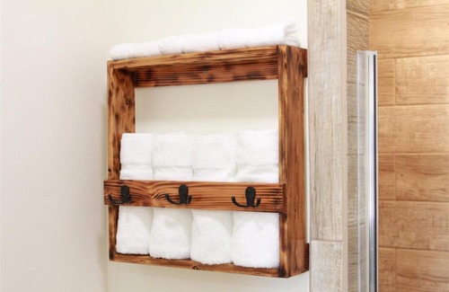 Hurricane Hotel | Hurricane Hideaway Lodging
