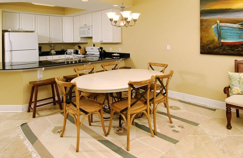 Gulf Shores Condo | HURRY!*Beach Front 3br/3ba sleeps 8*San Carlos 1807