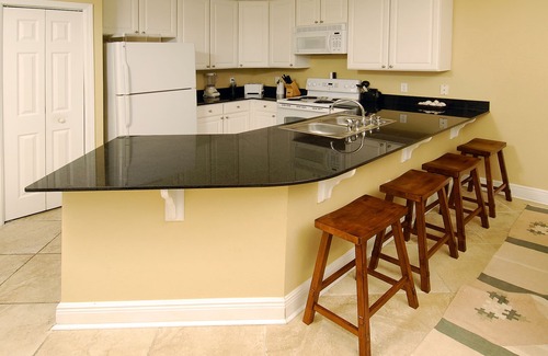 Gulf Shores Condo | HURRY!*Beach Front 3br/3ba sleeps 8*San Carlos 1807
