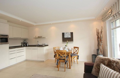 Wenningstedt-Braderup Apartment | Hüs Strönhafer, App. 3 - Modern, 2-room apartment close to the beach with approx. 50