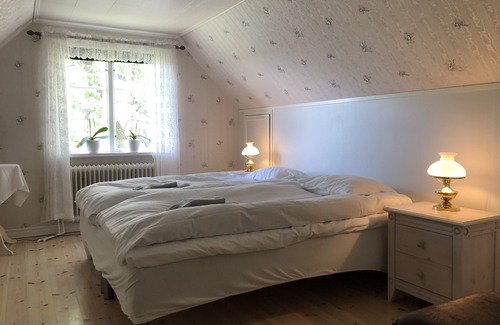 Sjobo Hotel | Husargårdens Bed & Breakfast