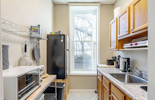 Munfordville Apartment | Hustle & Bustle in Munfordville