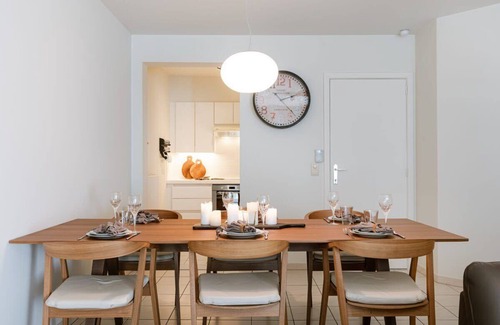 Knokke Apartment | Huswell - Apartment for 4 near the coast and central Knokke