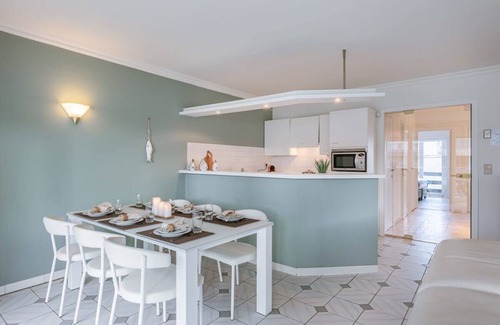 Middelkerke Apartment | Huswell - Apartment with sideways sea view