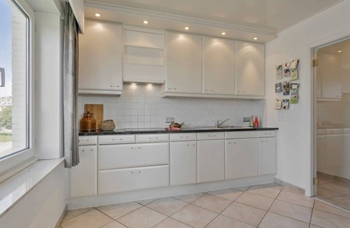 Lissewege Apartment | Huswell - Charming seaside apartment 'Sea Bridge'