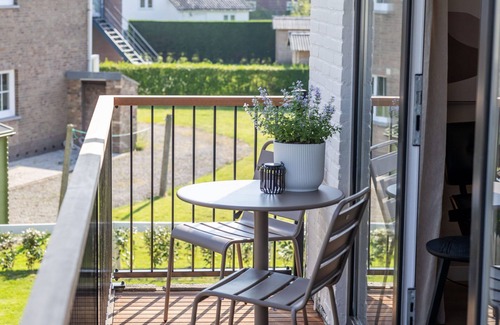 Cadzand-Bad Apartment | Huswell - Cozy Family Home Steps from the Sea