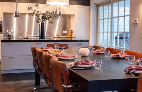 Duinbergen House | Huswell - Fabulous house for 8 with sunny garden