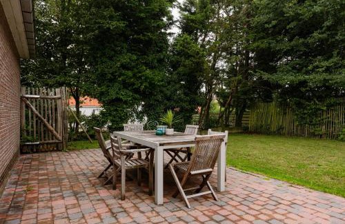 Adinkerke House | Huswell - Holiday home in quiet neighbourhood in De Panne