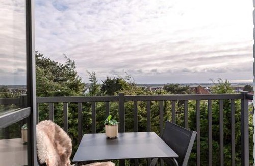 Duinbergen Apartment | Huswell - Lovely new apartment in Knokke-Heist by the beach