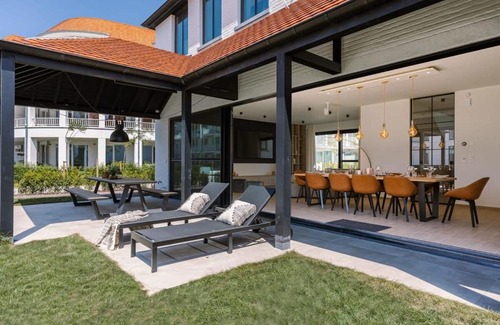 Knokke Villa | Huswell - Luxurious house with indoor elevator in Knokke